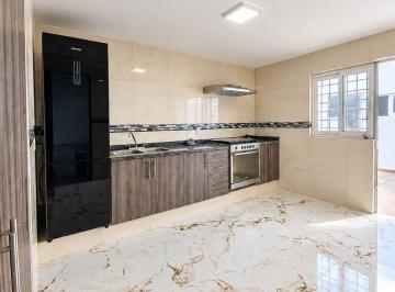 Casa de 4 habitaciones, Zapopan · Casa Remodelada en Renta en La Estancia, Zapopan | 4 Recámaras | 3 Autos