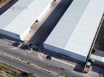 Nave industrial · 2571m² · 6 Estacionamientos · Bodega Industrial Sobre Eje 140 Entre Carretera 57 y Cfe 2571 m² Zona Industrial Slp.