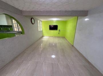 Casa de 3 habitaciones, Nezahualcóyotl · Casa en Venta en Bosques de Aragón