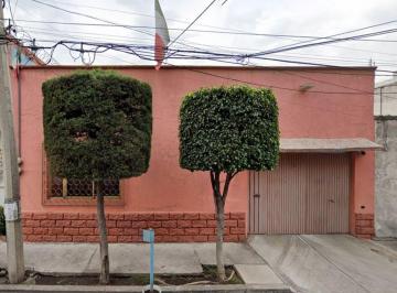 Casa de 3 habitaciones, Azcapotzalco · Casa de 198 m² con 3 Recámaras en Venta en Petrolera