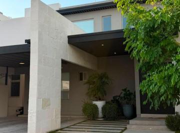 Casa de 4 habitaciones, Hermosillo · Casa en Venta en Monterosa Residencial, Modelo Kirova