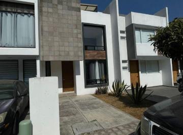 Casa de 3 habitaciones, San Andrés Cholula · Venta de Casa en Fraccionamiento Cumbres en Cholula