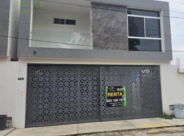 Casa · 198m² · 3 Recámaras · 2 Estacionamientos · Casa en Renta Col. Nuevo Aeropuerto Tampico