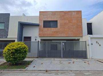 Casa · 195m² · 3 Recámaras · Casa en Venta Fracc. 18 de Marzo Cd Madero