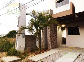 Casa · 174m² · 3 Recámaras · 2 Estacionamientos · Casa en Venta Col. Loma Alta Tampico Tamps