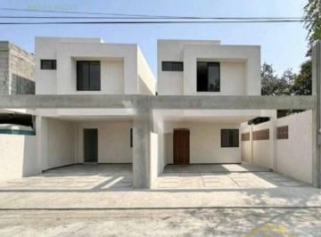 Casa · 152m² · 3 Recámaras · 2 Estacionamientos · Casas en Venta Colonia del Bosque Tampico