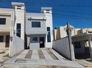 Casa · 2 Recámaras · 2 Estacionamientos · Casa en Venta Col. Emiliano Zapata Cd. Madero