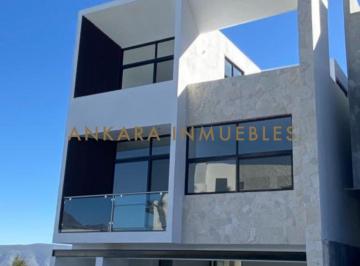 Casa de 3 habitaciones, Monterrey · Casa en Venta en Privada Everest, Cumbres Elite Premier en Monterrey N. L
