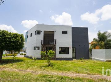 Casa · 269m² · 3 Recámaras · 6 Estacionamientos · Casa a Estrenar con Terraza en Venta en Colinas de Santa Anita