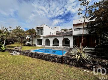 Casa · 566m² · 6 Recámaras · Casa de Campo en Tepoztlán