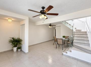 Casa · 110m² · 3 Recámaras · 2 Estacionamientos · Casa con Recámara en Planta Baja en Col. Villa Rica, Boca del Río, Veracruz