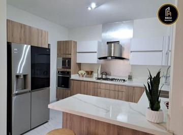 Casa de 4 habitaciones, Torreón · Casa en Venta en Col. Roma