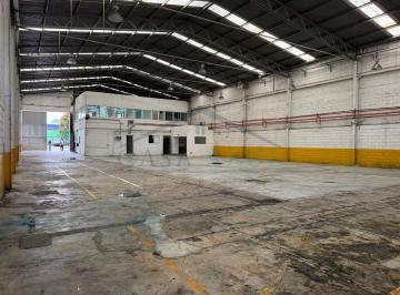 Bodega comercial , Jiutepec · Bodega Industrial en Renta con 1,070 m² Techados y Oficinas en Procivac