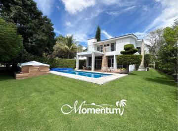 Casa de 4 habitaciones, Atlatlahucan · Casa en Venta en Lomas de Cocoyoc