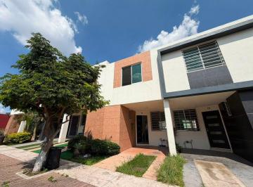 Casa en condominio de 2 habitaciones, San Pedro Tlaquepaque · Casa en Venta en Las Huertas | Tlaquepaque
