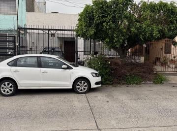fc5ee83e3a75df6c93bc05ec7760f7fe3d286d77b51e60e38595378a7bd85245 · Casa en Venta en Arboledas, Zapopan