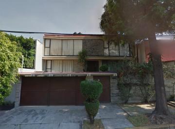 Casa de 5 habitaciones, Naucalpan de Juárez · Casa de 340 m² con 5 Recámaras en Venta en Lomas de Tecamachalco