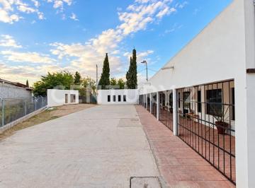 Inmueble productivo urbano · 459m² · 20 Estacionamientos · Plaza Comercial en Venta - Colonia Granjas