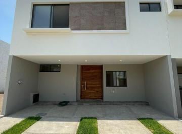Casa de 4 habitaciones, Zapopan · Casa a Estrenar en Altanza, Solares