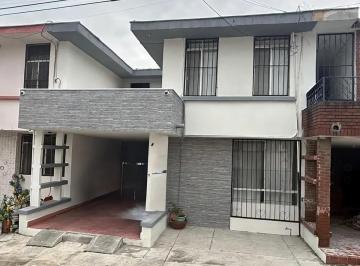 1 · Casa en Venta en La Vista Hermosa, Monterrey