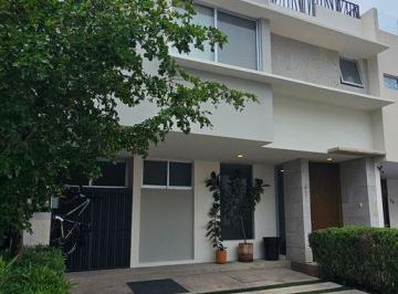 Casa en condominio · 240m² · 3 Recámaras · 2 Estacionamientos · Casa en Venta en Cantares Residencial, Rinconada del Bosque, Jocotán, Zona Chivas Verde Valle, Educa