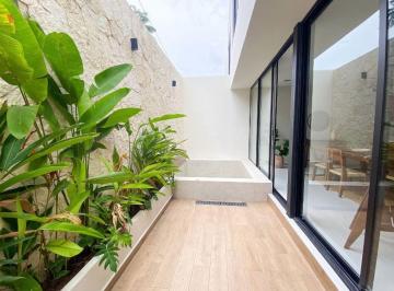 Villa de 3 habitaciones, Cozumel · Villa de Lujo en Venta en Comunidad Cerrada con Alberca Privada, Terraza