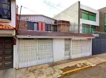 Casa de 4 habitaciones, Toluca · Casa de 184 m² con 4 Recámaras en Venta en Valle Don Camilo
