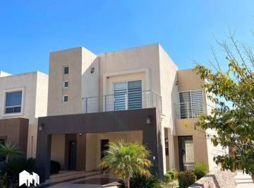 Casa de 3 habitaciones, Chihuahua · Casa en Renta Rinconadas del Valle