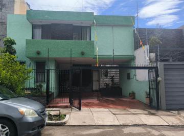 Casa de 5 habitaciones, Guadalajara · Se Vende Casa Col. Providencia, Gdl, Jal