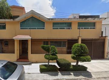 Casa de 5 habitaciones, Naucalpan de Juárez · Linda Casa en Cd Brisa, Naucalpan! Excelente Oportunidad!
