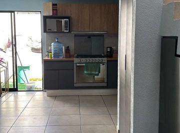 9ba1bd0d5a14a27e2d171fcc8d9d9295372c206fb6de05ec2f8dbf4b438c8c74 · Casa en Renta en Alva Residencial, Zapopan con Alberca y Coto Privado