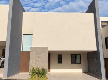 Casa de 4 habitaciones, San Andrés Cholula · Casa Nueva en Renta en Lomas de Angelopolis Hipico