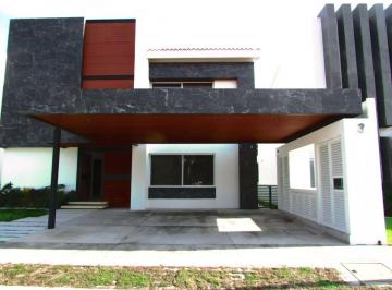 Casa de 3 habitaciones, Emiliano Zapata · Casa en Paraiso Country Club