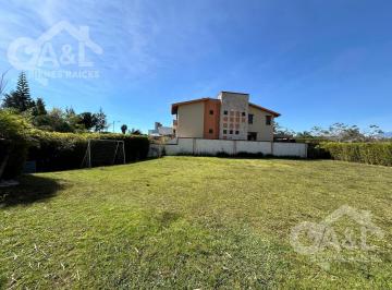 Terreno / Lote · 618m² · Hermoso Terreno en Venta en Residencial El Lago