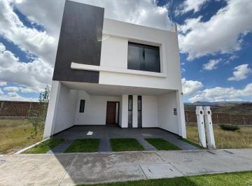 Casa de 3 habitaciones, San Luis Potosí · Casa en Venta en Gran Peñon en San Luis Potosi con Roof.