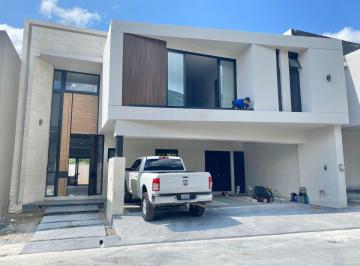 Casa de 5 habitaciones, Santiago · Casa en Venta en Mandalas Residencial Santiago Nuevo Leon