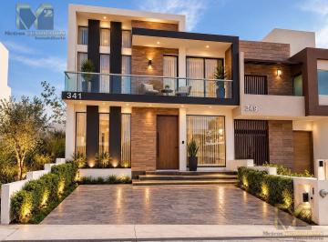 Casa · 201m² · 4 Recámaras · 2 Estacionamientos · Casa en Venta en Loma Alta Fraccionamientotres Marias