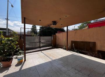 Casa de 5 habitaciones, Monterrey · Casa Para Remodelar en Col. Independencia Cerca de La Basiliaca de Guadalupe
