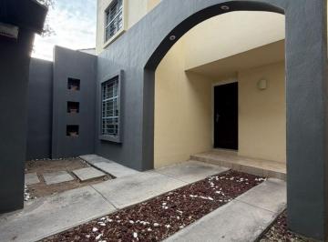 Casa de 3 habitaciones, García · Casa en Venta en Las Lomas Bosques, García, N. L. – 3 Recámaras, Patio