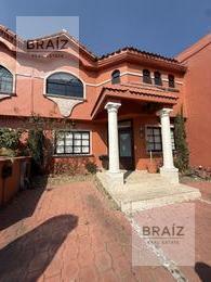 Casa · 180m² · 3 Estacionamientos · Excelente Oportunidad Casa en Venta Bugambilias Santa Cruz del Monte
