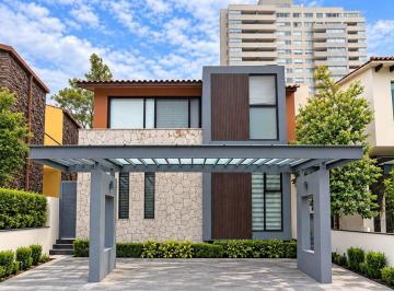 Casa de 3 habitaciones, Morelia · Casa en Venta Campo de Golf Altozano