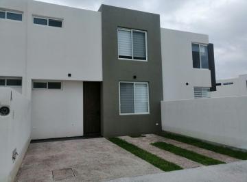 Casa en condominio de 3 habitaciones, Aguascalientes · Casa en Venta en Aguascalientes Salida a Calvillo Antes del Tercer Anillo en Coto