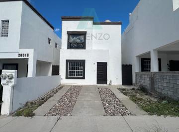 Casa · 95m² · 3 Recámaras · 2 Estacionamientos · Renta de Casa en Fracc. Molino de Agua, Alfced