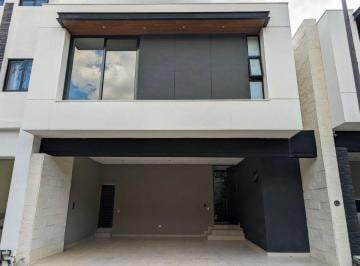 Casa de 3 habitaciones, Monterrey · Casa en Venta en El Barro, Brisas del Vergel, Carretera Nacional