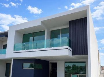 Casa · 207m² · 3 Recámaras · 2 Estacionamientos · Casa en Venta en Élite Residencial | 3 Recámaras, Estudio y 2 Estacionamientos