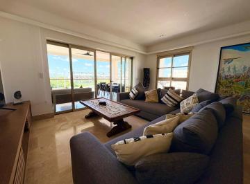 Departamento · 244m² · 2 Recámaras · 1 Estacionamiento · Venta de PH en La Amada Cancun