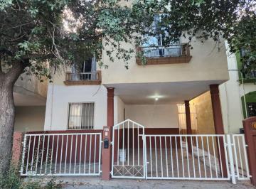 Casa de 3 habitaciones, García · Casa en Renta en Mitras Poniente Sector Urdiales