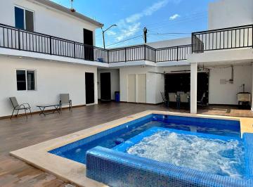Departamento de 2 habitaciones, Guadalupe · Elegante Departamento con Alberca y Jacuzzi