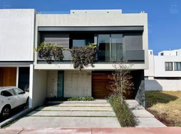 Casa de 3 habitaciones, Zapopan · Casa en Renta Solares Residencial Zapopan Jalisco