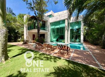 Casa de 4 habitaciones, Tulum · Casa de 1500 m² con 4 Recámaras en Renta en Tulum